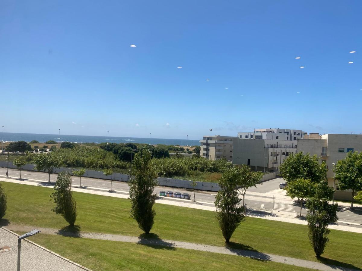 Beach Front With Rooftop Vila do Conde Luaran gambar